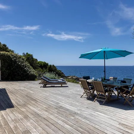 Villa Pietrosella Βίλα