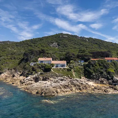 Villa Pietrosella Βίλα